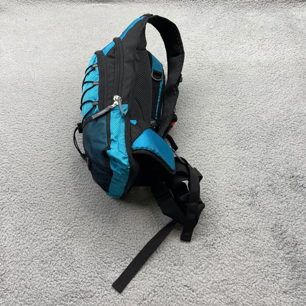 OlarHike Blue Insulated Hydration Backpack Bag w/ 2L Leak-Proof Water Bladder